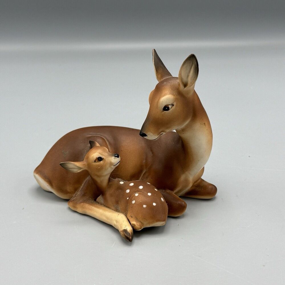 Vintage Norcrest Japan Porcelain Doe And Fawn Ceramic Figurine Deer A-56 Kitschy - Picture 3 of 11